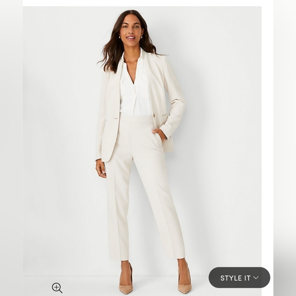 NWT Ann Taylor Long Collarless Blazer in Fluid Crepe, size 0, ivory - Picture 4 of 14